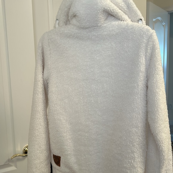 Roxy size s junior fuzzy teddy jacket. - Picture 2 of 4
